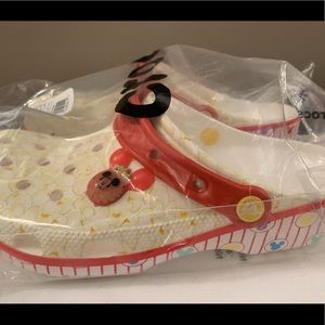Disney Popcorn Crocs(W size9)